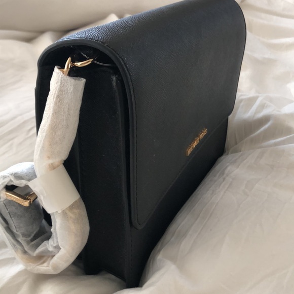 Handbag - Picture 2 of 6